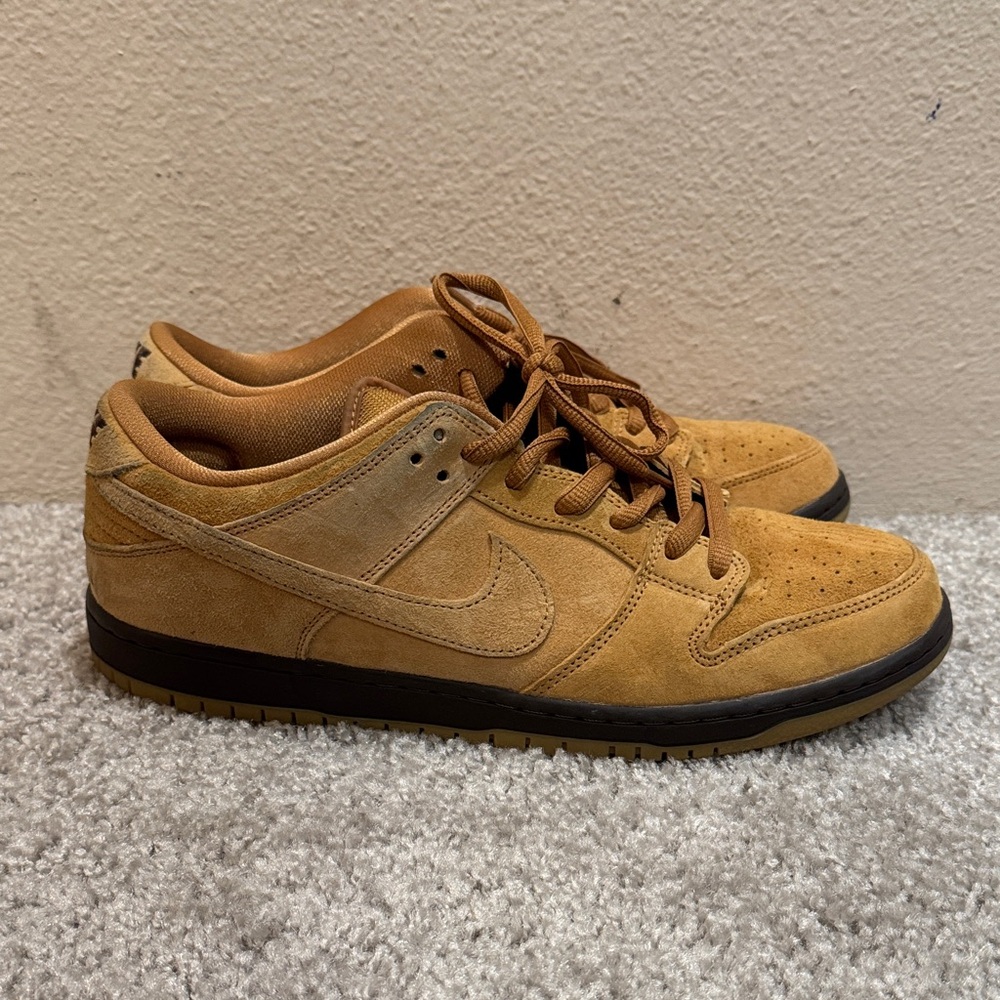 NIKE SB Dunk wheat - like new w/out box